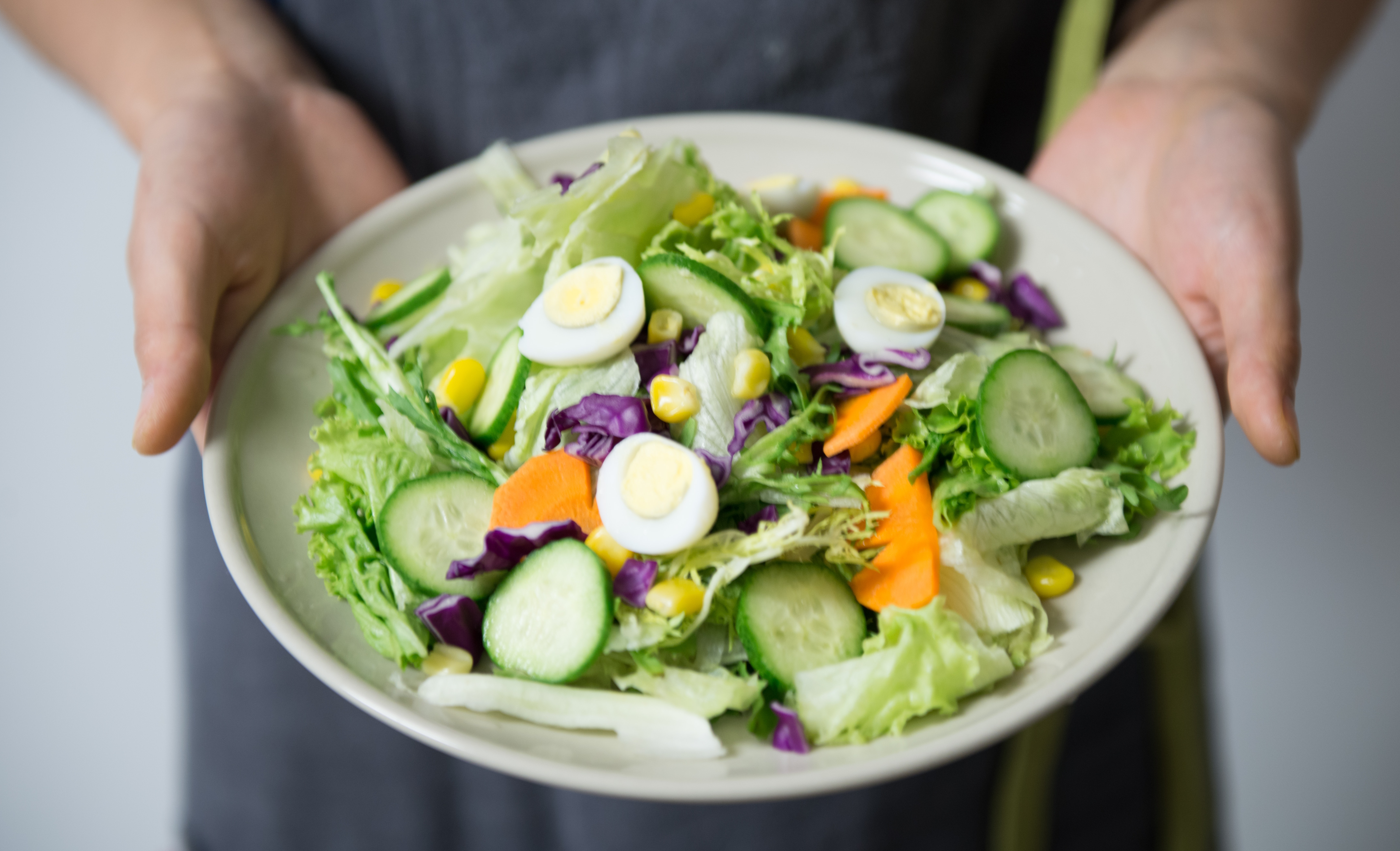 Das Bild zeigt eins der leckeren Salate, welche Z-Catering für die Schüler zubereitet. Das Bild zeigt eins der leckeren Salate, welche Z-Catering für die Schüler zubereitet.
#zcatering #caterer #berlin #kitacaterer #schulcaterer #regional #qualitativ #gesund #biocaterer #Mittagessen #Ernährung #berlinmitte #Schule #Schulbeginn #Kinder #Schüler #Fit #lernen #Schuljahr #Mittag #Mittagspause #Freunde #lecker