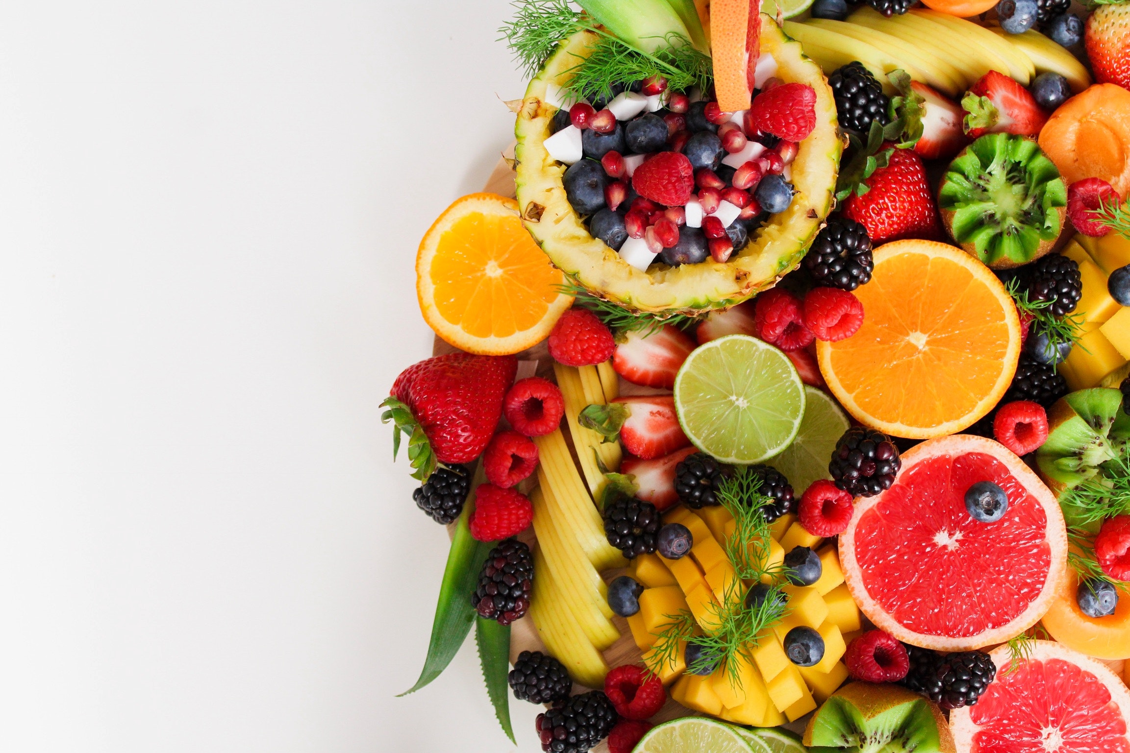 Ein Teller mit verschiedenen Obstsorten Ein Teller mit verschiedenen Obstsorten
#zcatering #caterer #berlin #kitacaterer #schulcaterer #regional #qualitativ #gesund #biocaterer #Mittagessen #Ernährung #berlinmitte #Schule #Schulbeginn #Kinder #Schüler #Fit #lernen #Schuljahr #Mittag #Mittagspause #Herbst #Gemüse #Bunt #Obst #Vitamine #Gesundheit